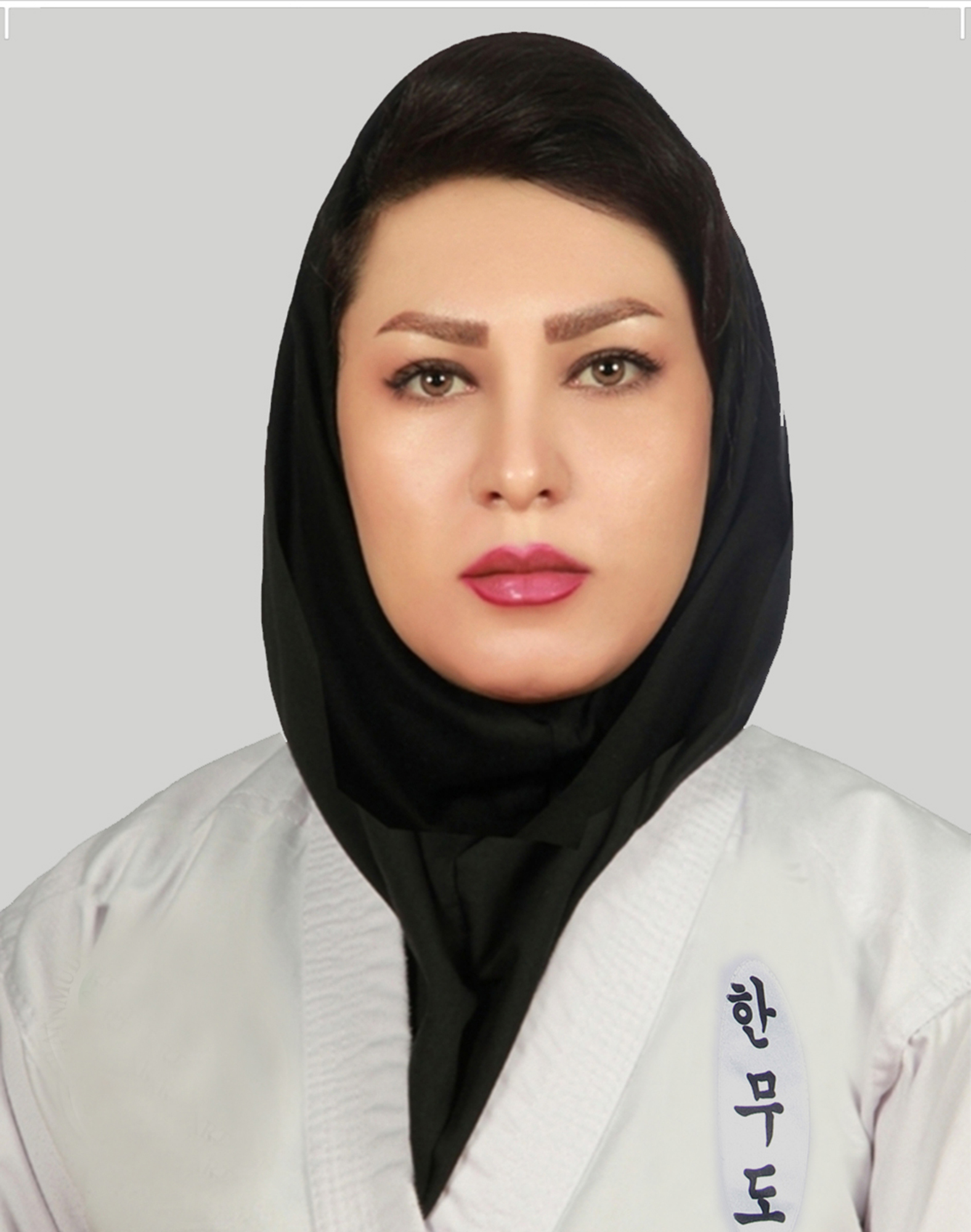 شقایق دلاوران